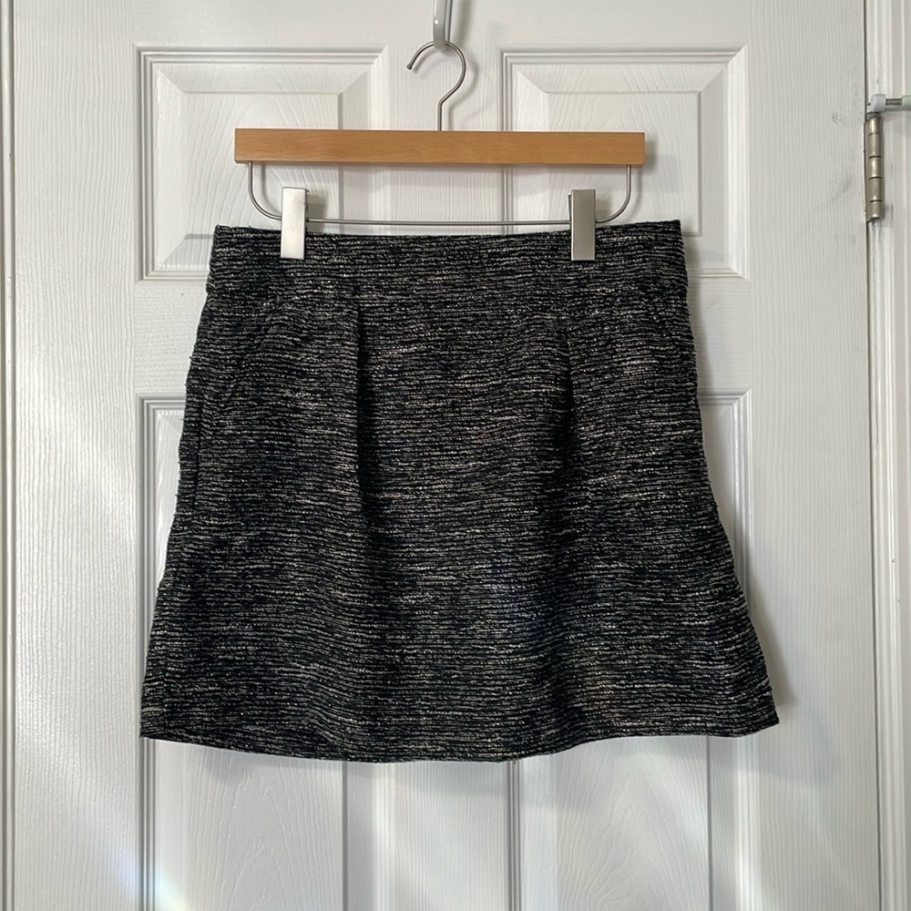 Loft Skirt - Black with silver threads; has pockets (10)